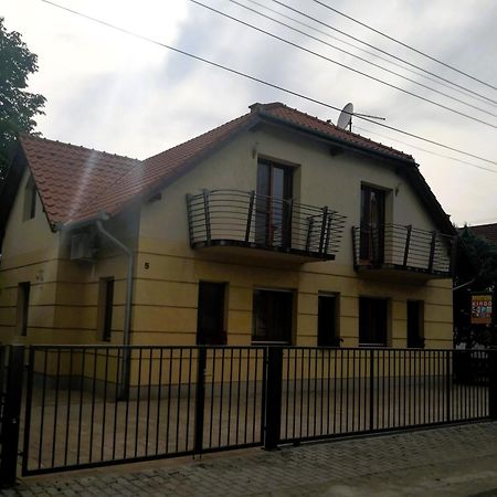 Frank Apartmanhaz Apartment Balatonboglar Ngoại thất bức ảnh