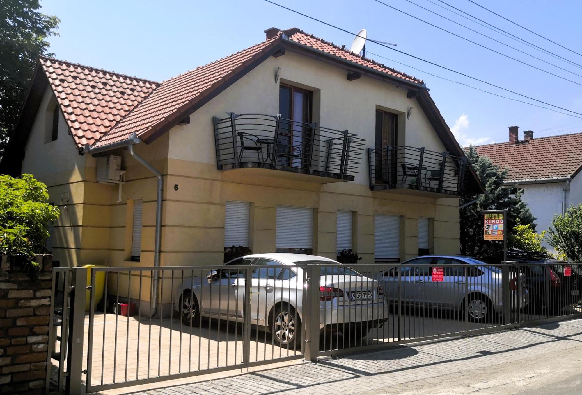 Frank Apartmanhaz Apartment Balatonboglar Ngoại thất bức ảnh